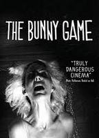 The Bunny Game (2010) Escenas Nudistas