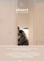 Absent (2015) Escenas Nudistas