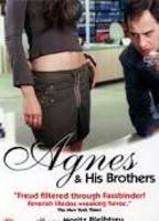 Agnes und seine Brüder (2004) Escenas Nudistas