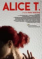 Alice T.  2018 película escenas de desnudos