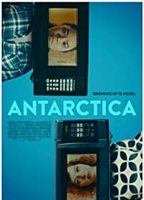 Antarctica (2020) Escenas Nudistas