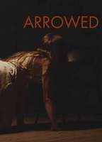 Arrowed (2014) Escenas Nudistas