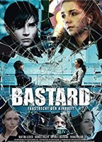Bastard (2011) Escenas Nudistas