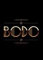 Bodo (2016) Escenas Nudistas