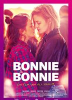 Bonnie & Bonnie  (2019) Escenas Nudistas