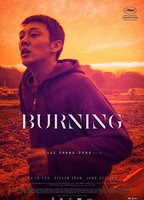 Burning (2018) Escenas Nudistas
