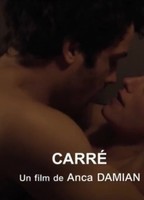 Carré (2016) Escenas Nudistas