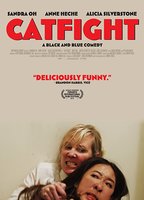 Catfight  2016 película escenas de desnudos