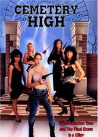 Cemetery High (1988) Escenas Nudistas