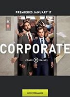 Corporate 2018 película escenas de desnudos