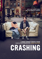 Crashing (II) (2017-presente) Escenas Nudistas