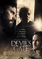 Devil's Gate 2017 película escenas de desnudos