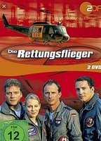  Die Rettungsflieger - Schreckliche Ohnmacht   (2000-presente) Escenas Nudistas