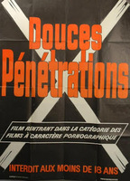Douces pénétrations (1976) Escenas Nudistas