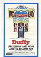 Duffy 1968 película escenas de desnudos