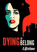 Dying to Belong (2021) Escenas Nudistas