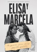 Elisa & Marcela (2019) Escenas Nudistas