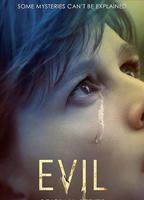Evil (2019-presente) Escenas Nudistas