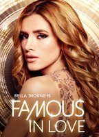 Famous in Love 2017 película escenas de desnudos