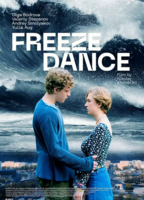 Freeze Dance 2021 película escenas de desnudos