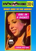 Girl in a Basket (1975) Escenas Nudistas