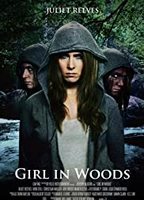 Girl in Woods 2016 película escenas de desnudos