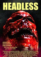 Headless (2015) Escenas Nudistas
