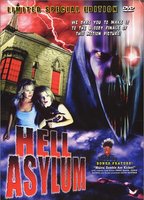 Hell Asylum escenas nudistas