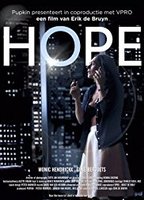 Hope (2016-presente) Escenas Nudistas