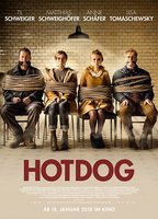 Hot Dog (2018) Escenas Nudistas