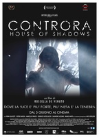 House of Shadows (2013) Escenas Nudistas