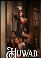 Huwad (2024) Escenas Nudistas