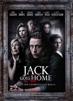 Jack Goes Home (2016) Escenas Nudistas