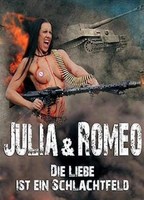 Julia & Romeo - Liebe ist ein Schlachtfeld (2017) Escenas Nudistas