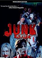 Junk (2000) Escenas Nudistas