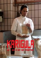 Karigula (2024) Escenas Nudistas
