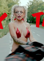 Katja Krasavice - SEX TAPE (Official Music Video) 2018 película escenas de desnudos
