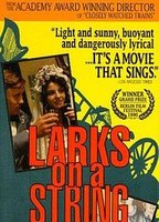 Larks on a String 1969 película escenas de desnudos