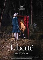 Liberté (2019) Escenas Nudistas