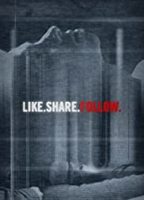 Like Share Follow  (2017) Escenas Nudistas