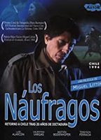 Los Náufragos (1994) Escenas Nudistas
