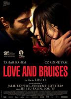 Love and Bruises 2011 película escenas de desnudos