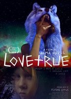 LoveTrue (2016) Escenas Nudistas