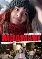 Macadam Baby (2013) Escenas Nudistas