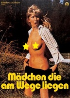 Mädchen, die am Wege liegen (1976) Escenas Nudistas