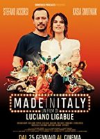 Made in Italy (2018) Escenas Nudistas
