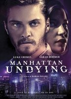 Manhattan Undying (2016) Escenas Nudistas