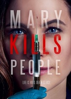 Mary Kills People 2017 película escenas de desnudos