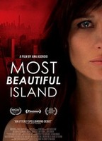 Most Beautiful Island 2017 película escenas de desnudos