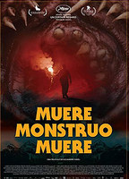 Muere, monstruo, muere (2018) Escenas Nudistas